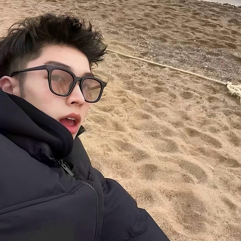 张贺崇
