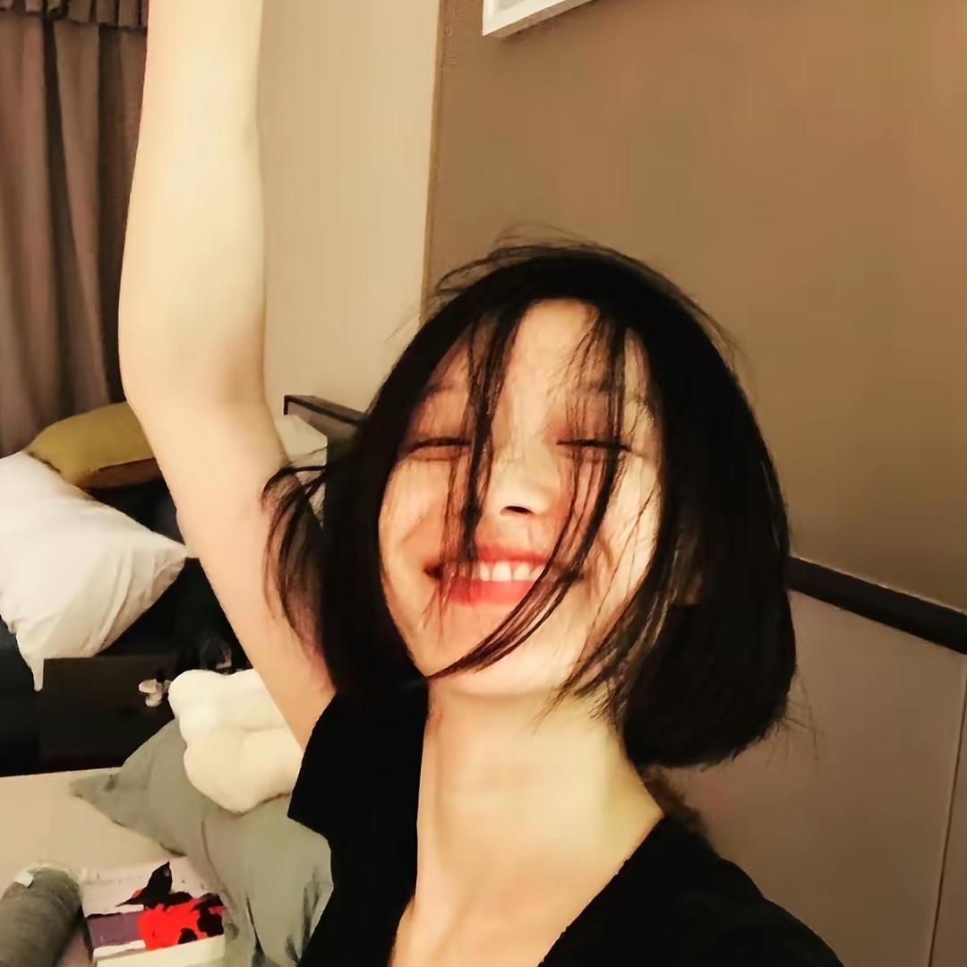 困了爱睡觉.