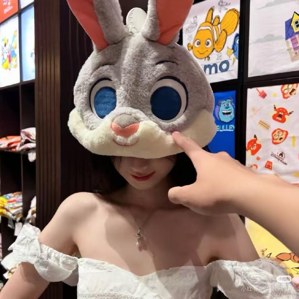 蜡笔小小雨（见过王源老薛JJ靖雯泷泷等版