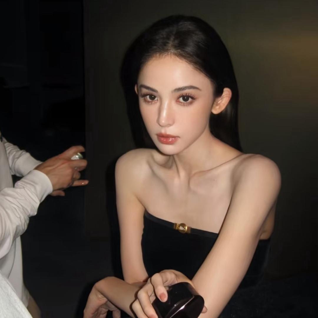 小呆.