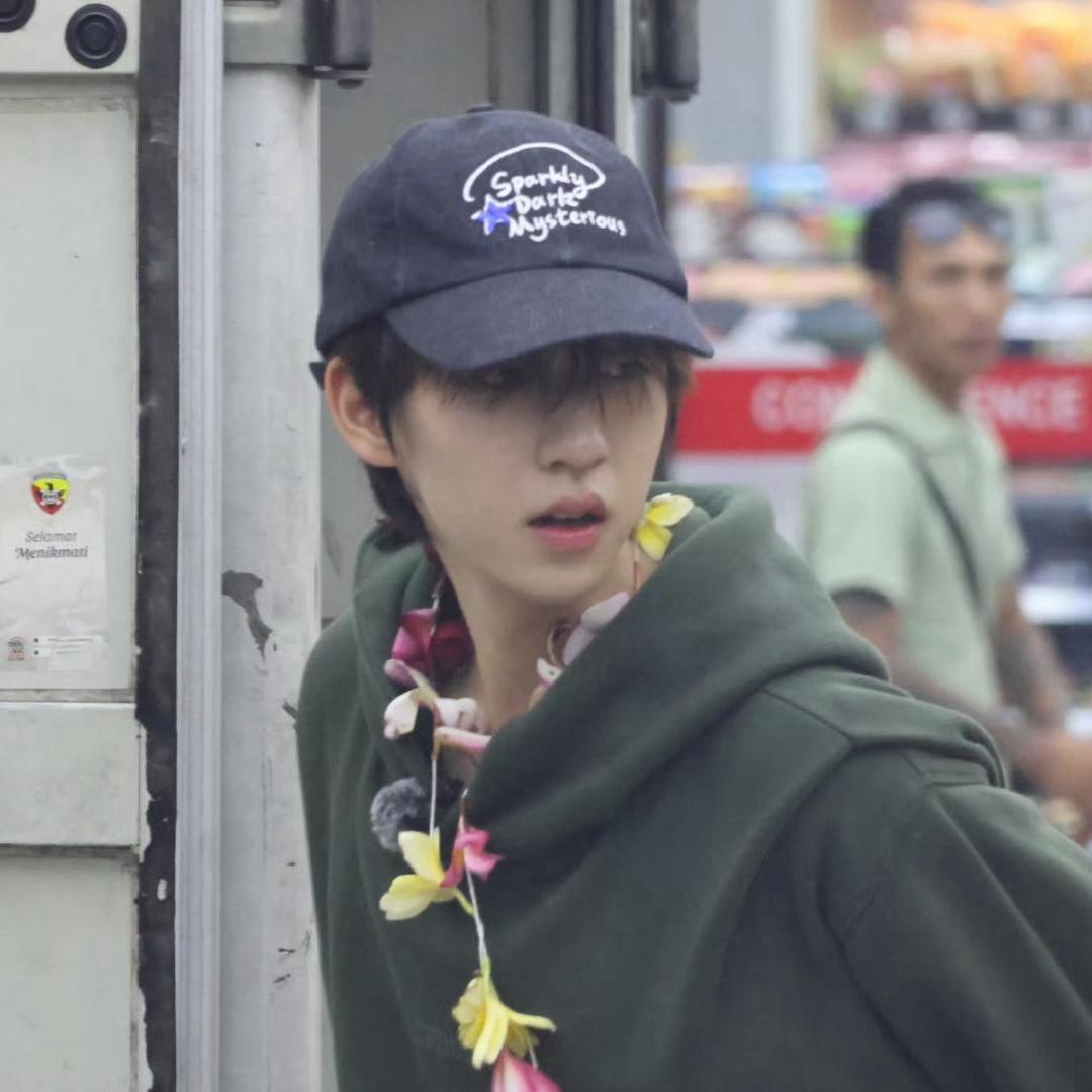 帅破天际的茄子大帝