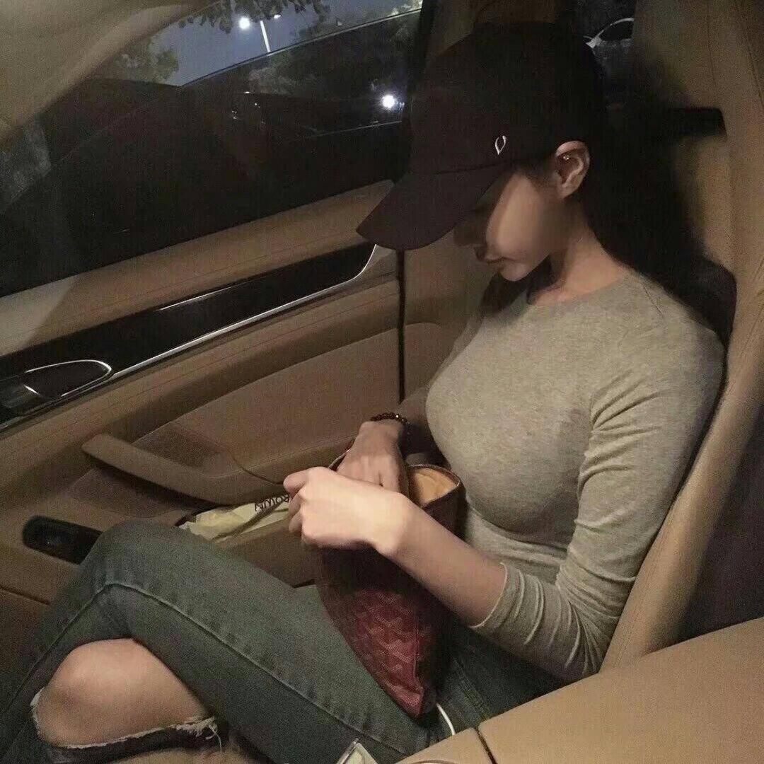 佳燚