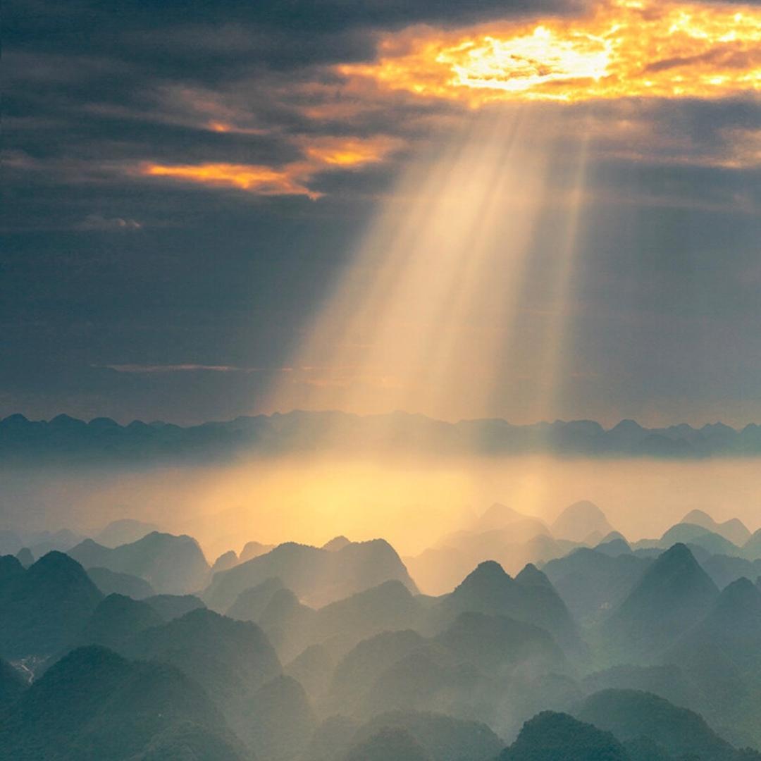玩摄影的胡茬