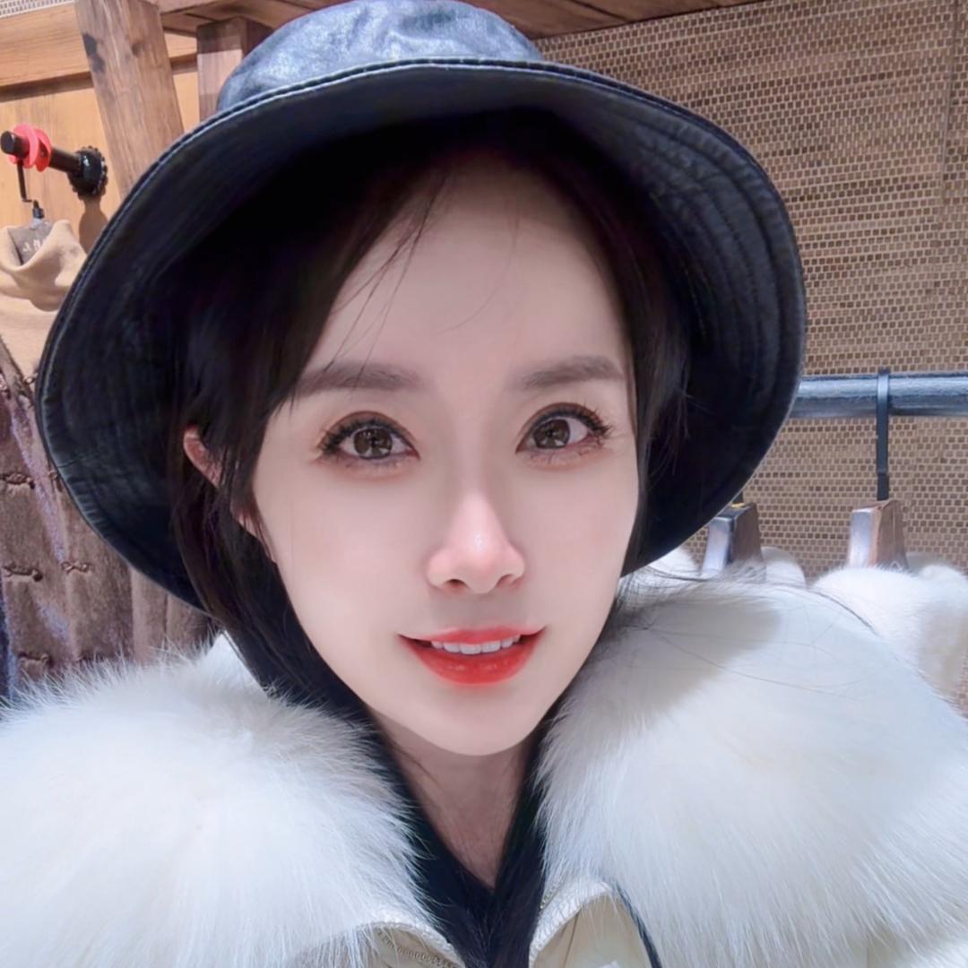 明儿.