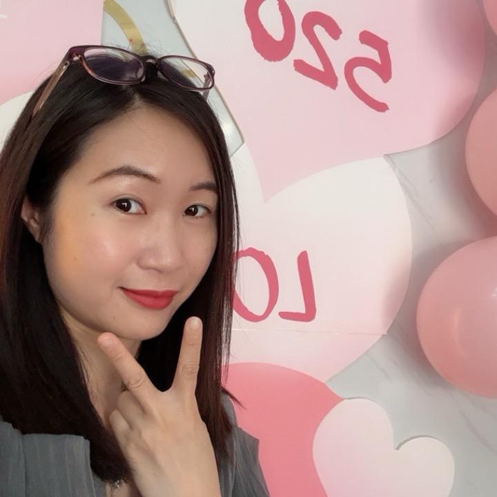 琼