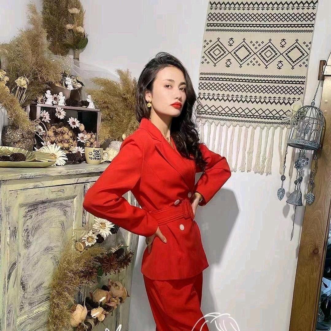 Gulera 婚纱工厂👰