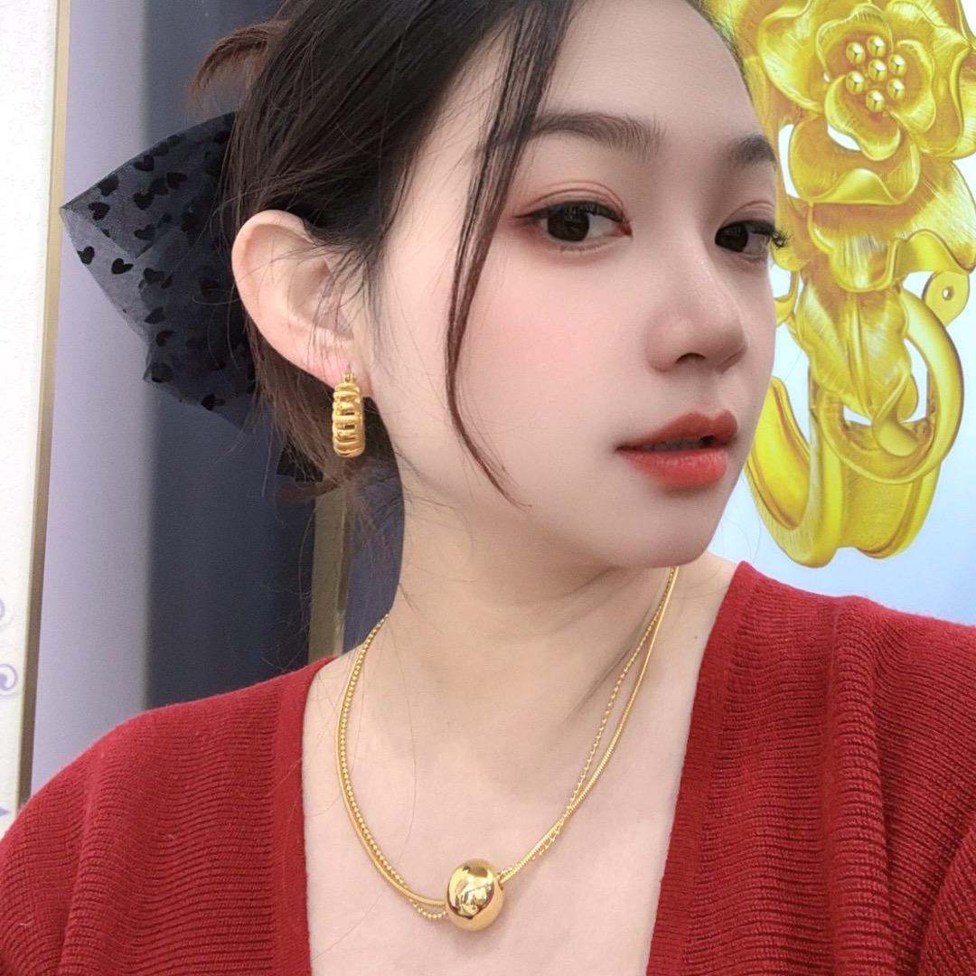 芦台水贝黄金老板-大君姐