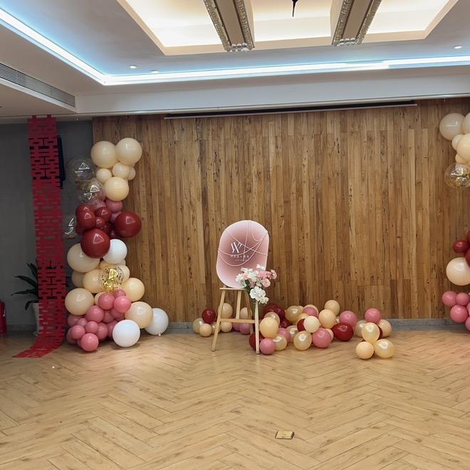 牛马鲜花气球派对🎉