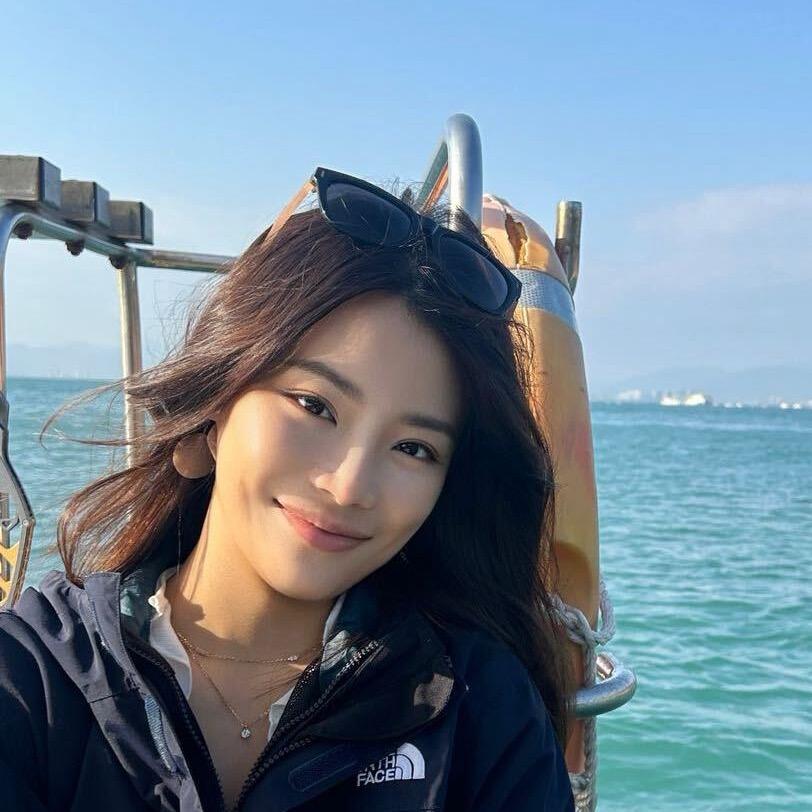 王小伊呀