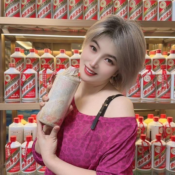 湖南云盛酒业-凤姐