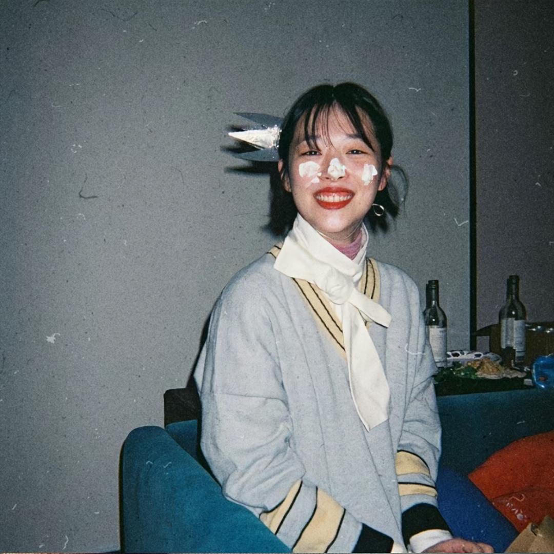 氓.