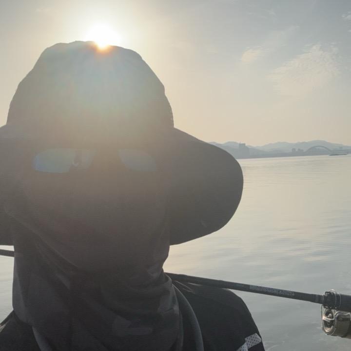 爱钓鱼的体彩店主