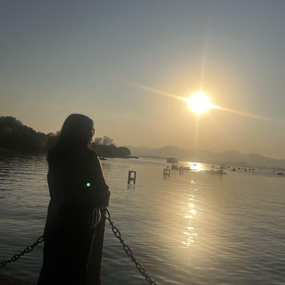 鸿天力家居清洁用品店