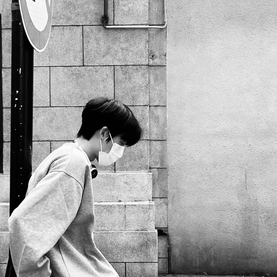 银川减龄烫发设计吴宇浩