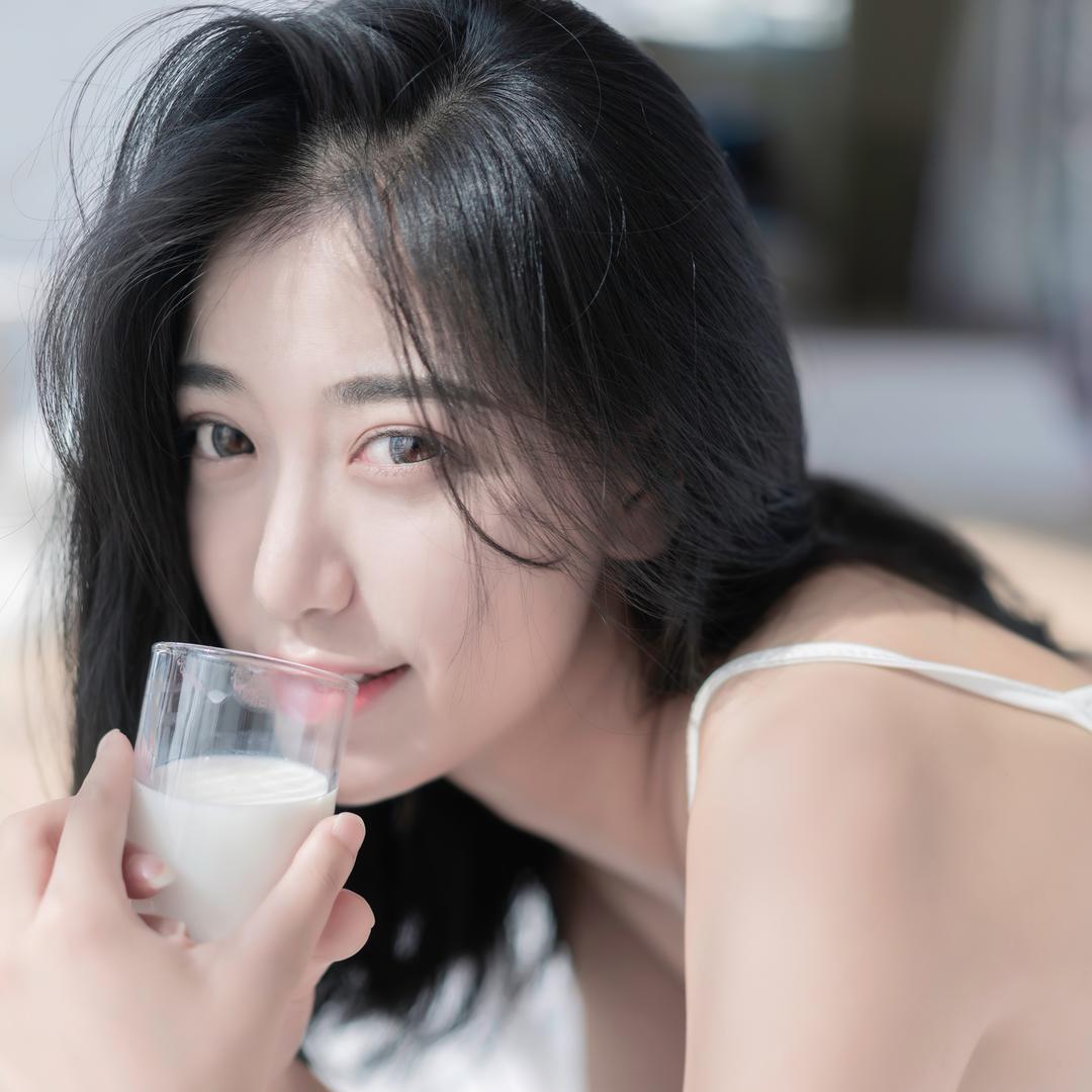 萌弘通讯