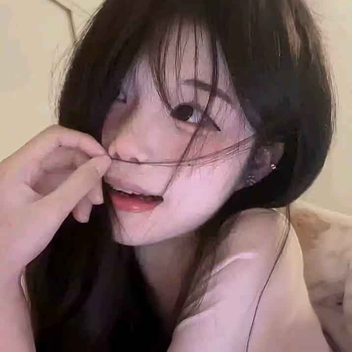 卟吃小番茄🍅.