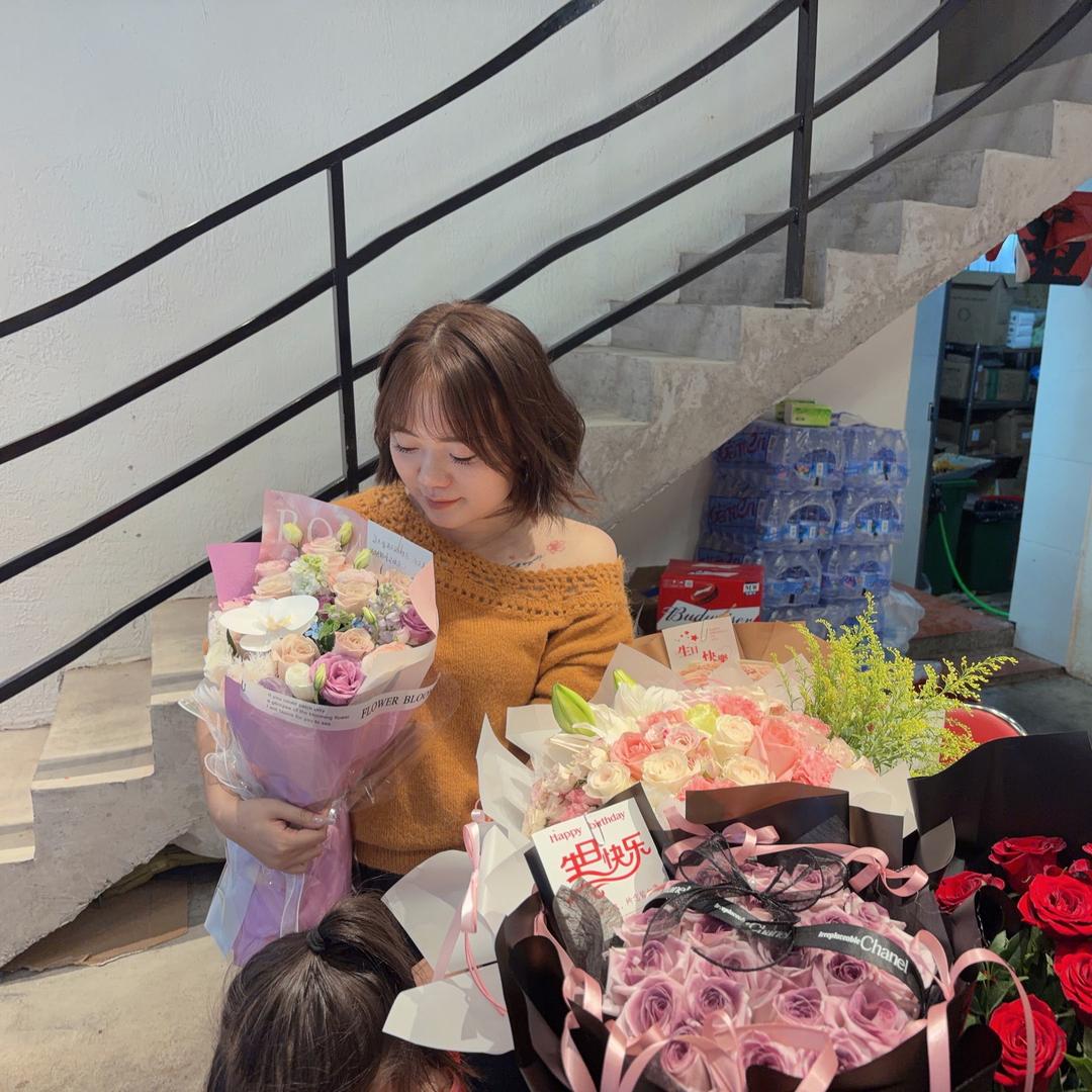 开火锅店的花花呀