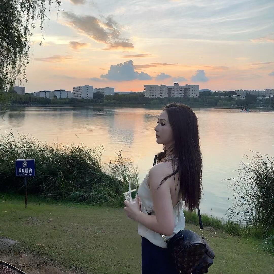 三三呀🦆