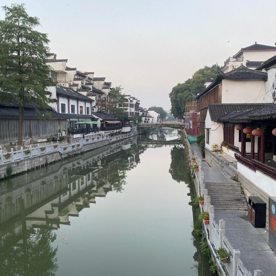 酒逢千杯知己少