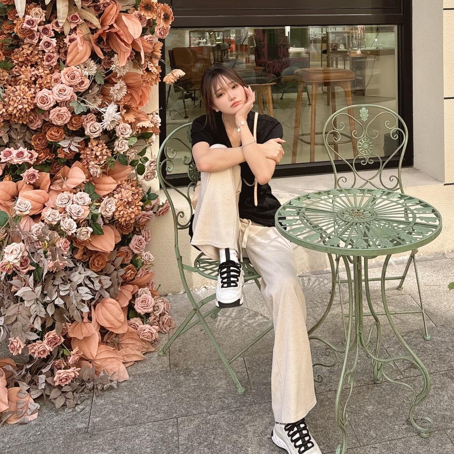 cyj