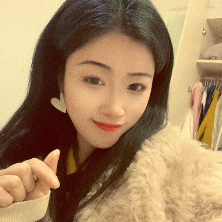 刘丽蓉〈浩歌服饰〉