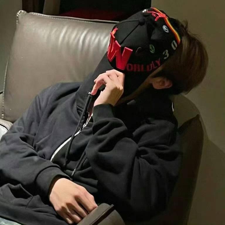 夯大力的小小弟