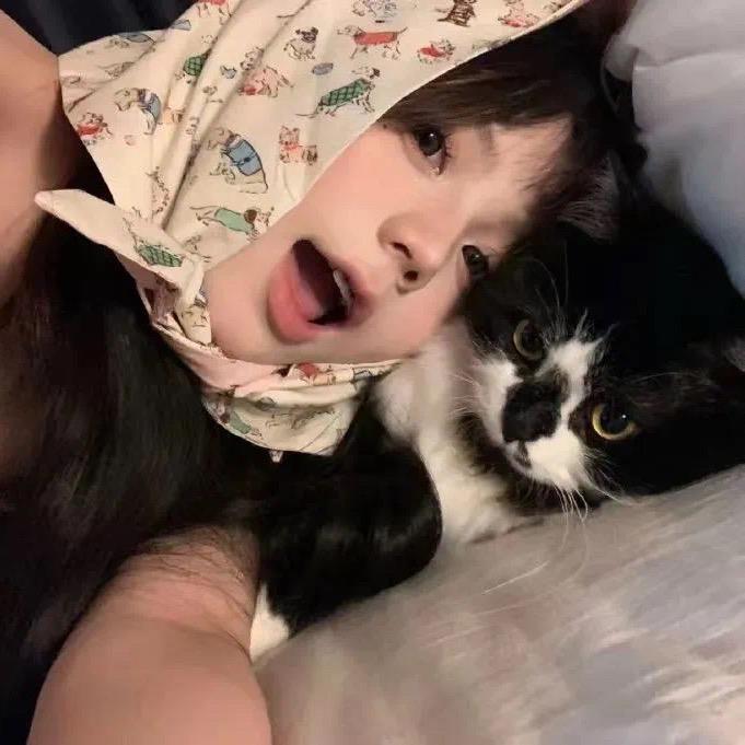 你在偷看我吗.