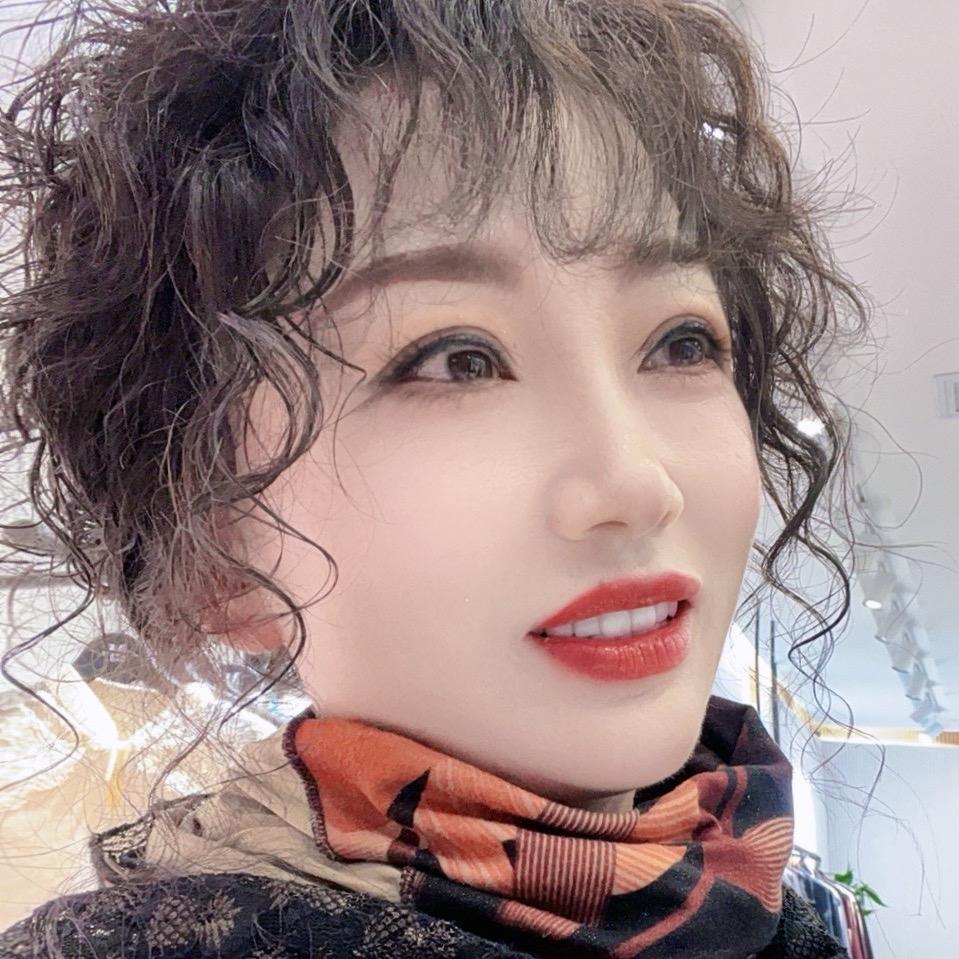 卡瑞琪女装