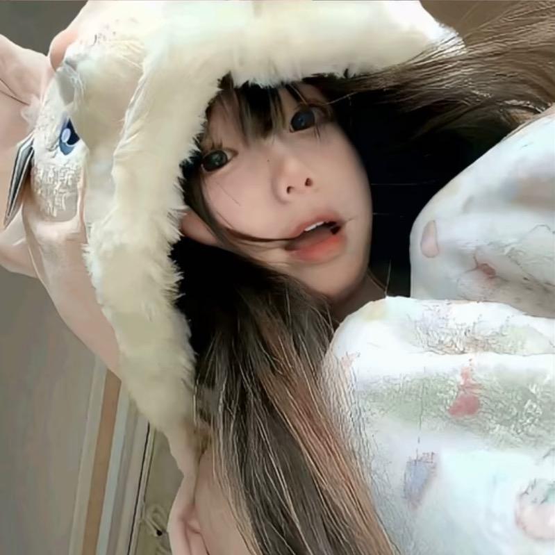 小饱🏩