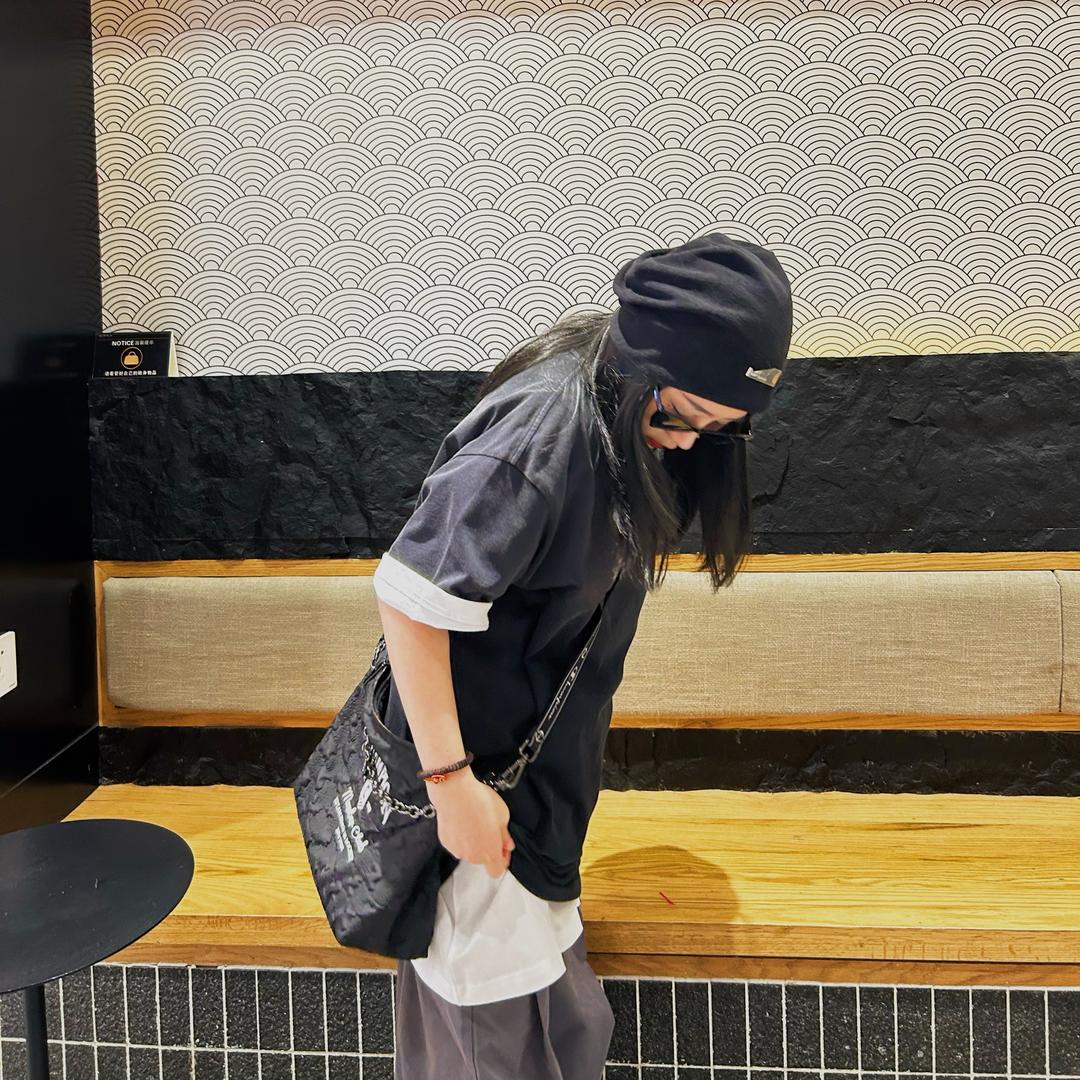 王老板w