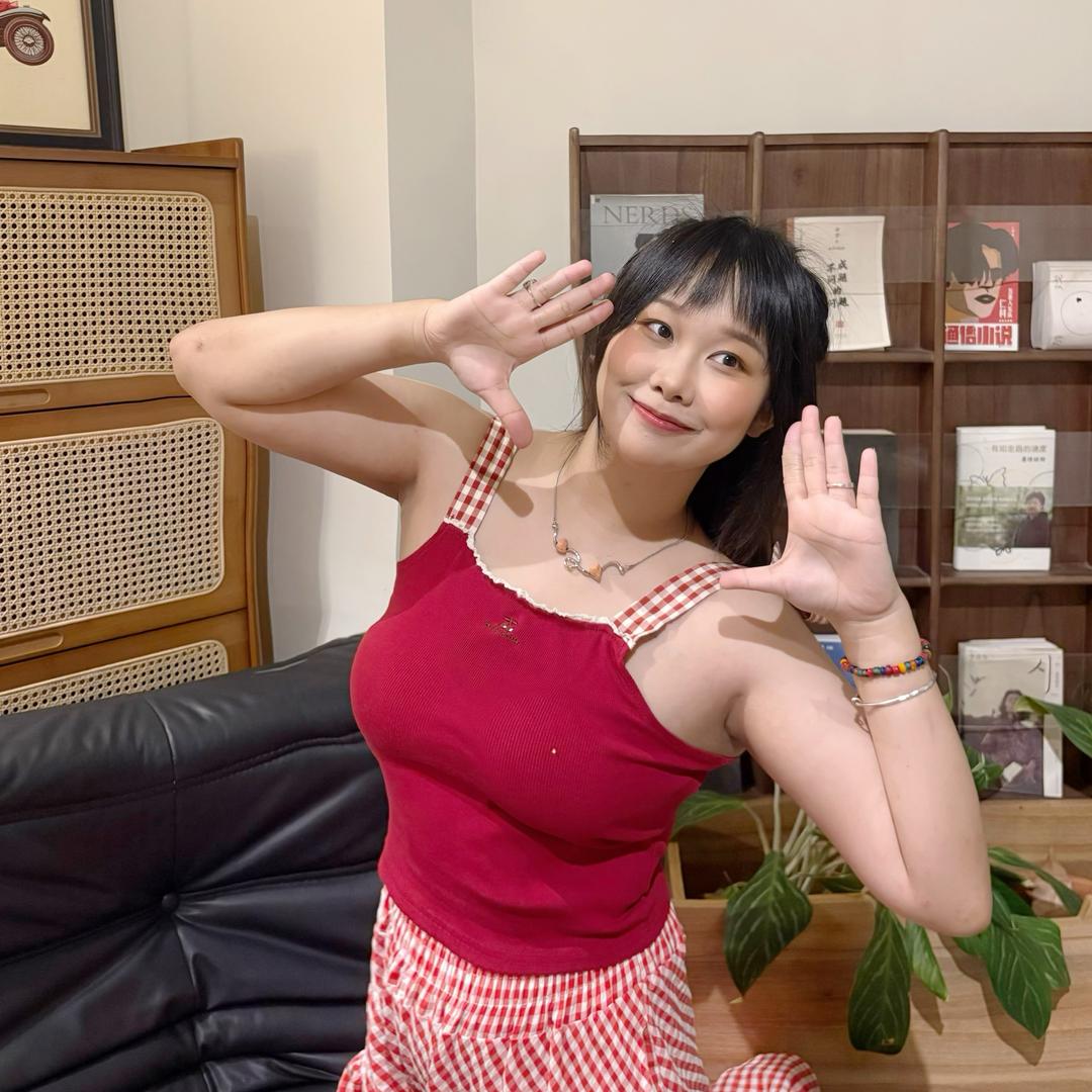 辣辣美少女壮士