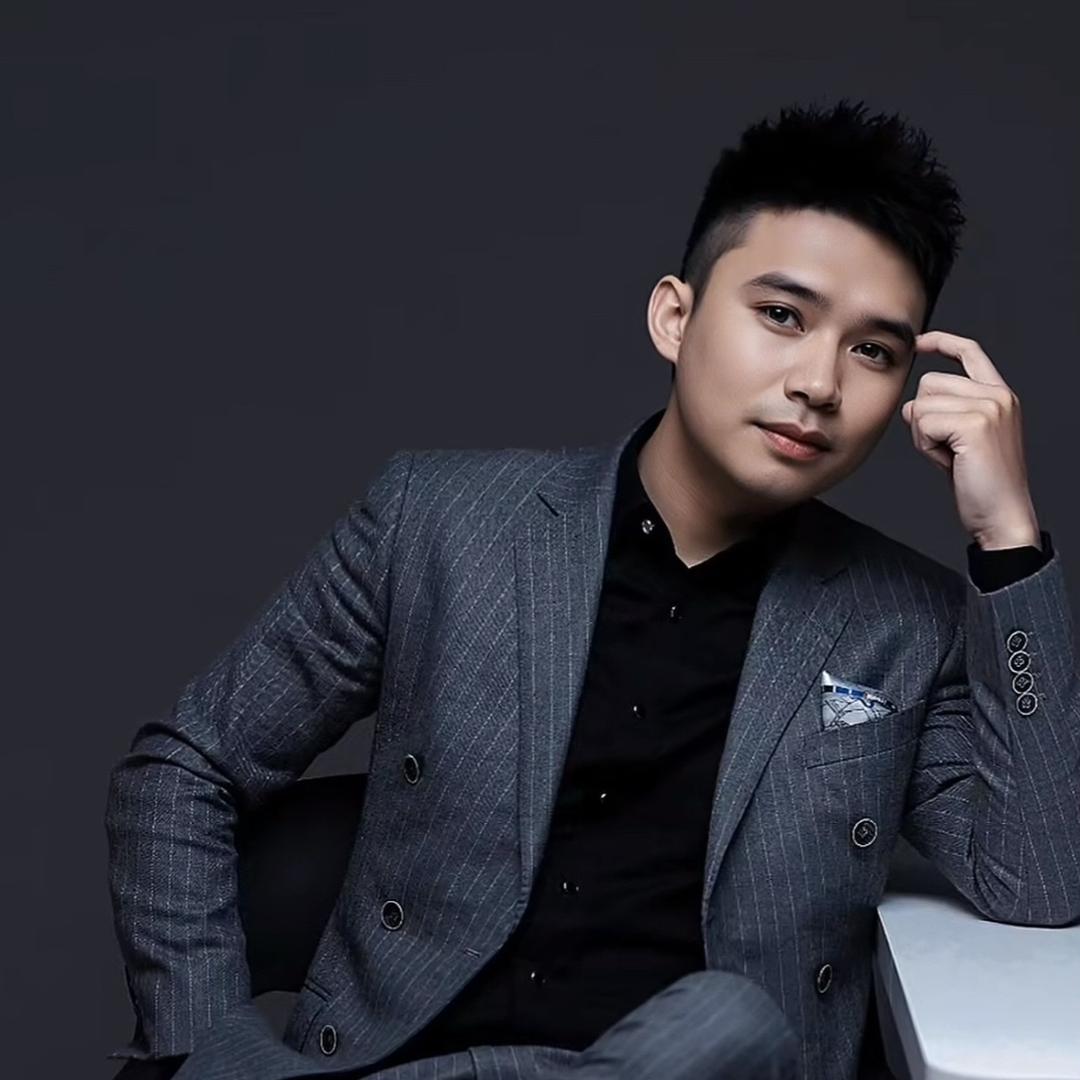 刘ℒ𝒾𝓊ᥫᩣ