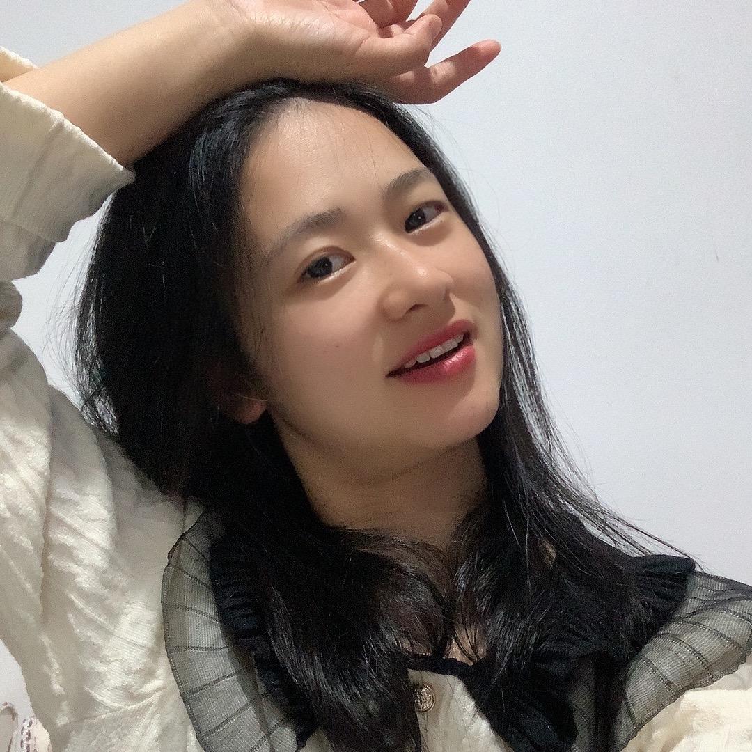 晓静（好物都在橱窗里）