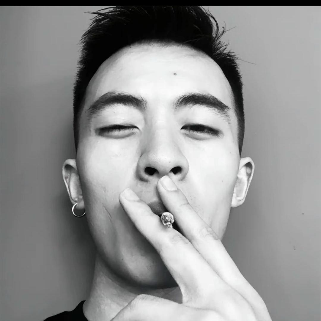 志明