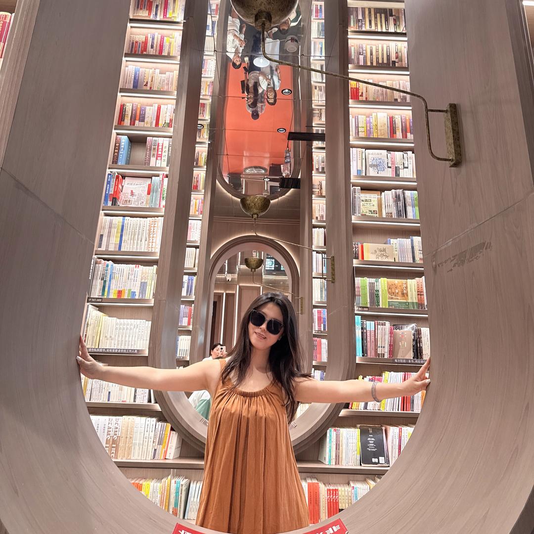 马大哈哈哈女士