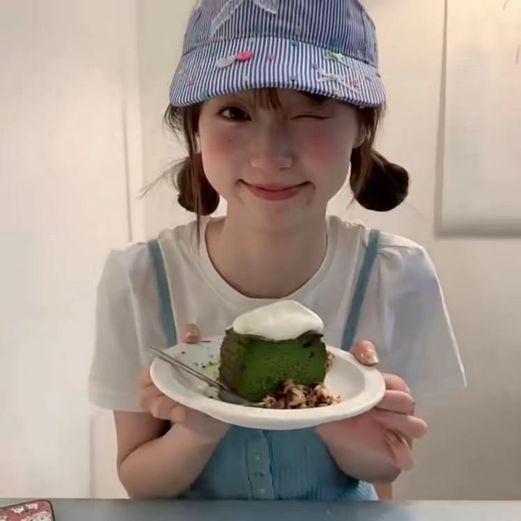 小圆肚子ɞ .