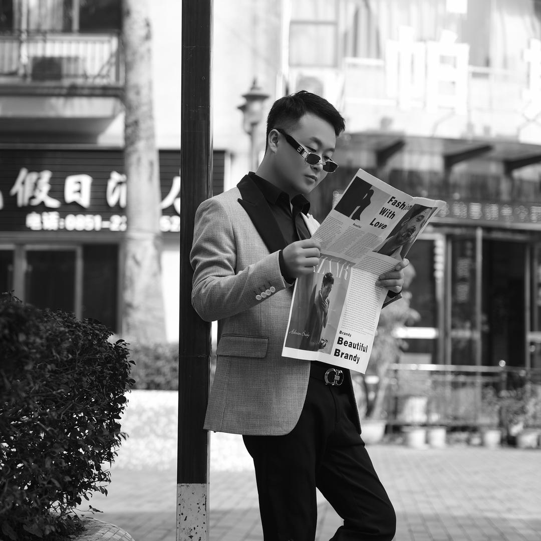 贵乡兄弟（ 袁路）