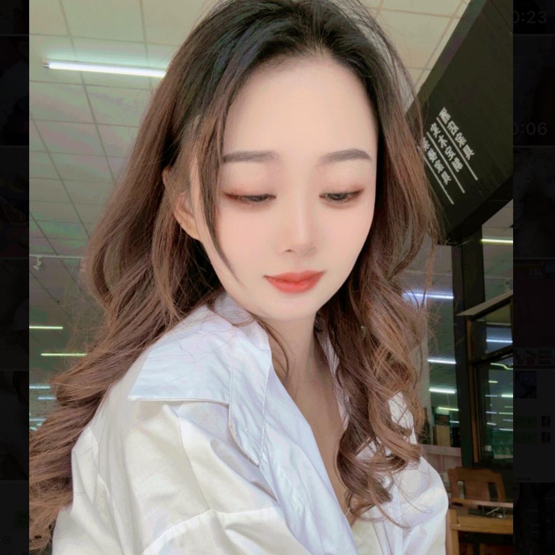 高大美人