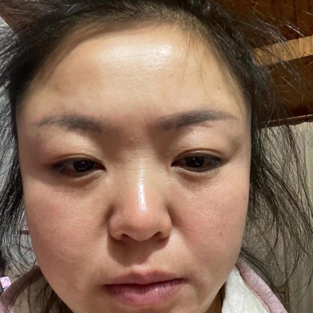 单亲妈妈两个孩子的妈妈