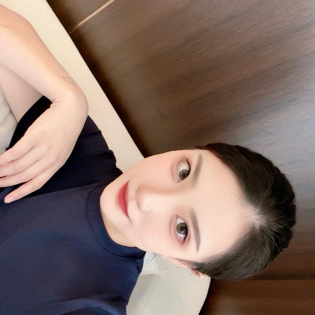 阿翼_