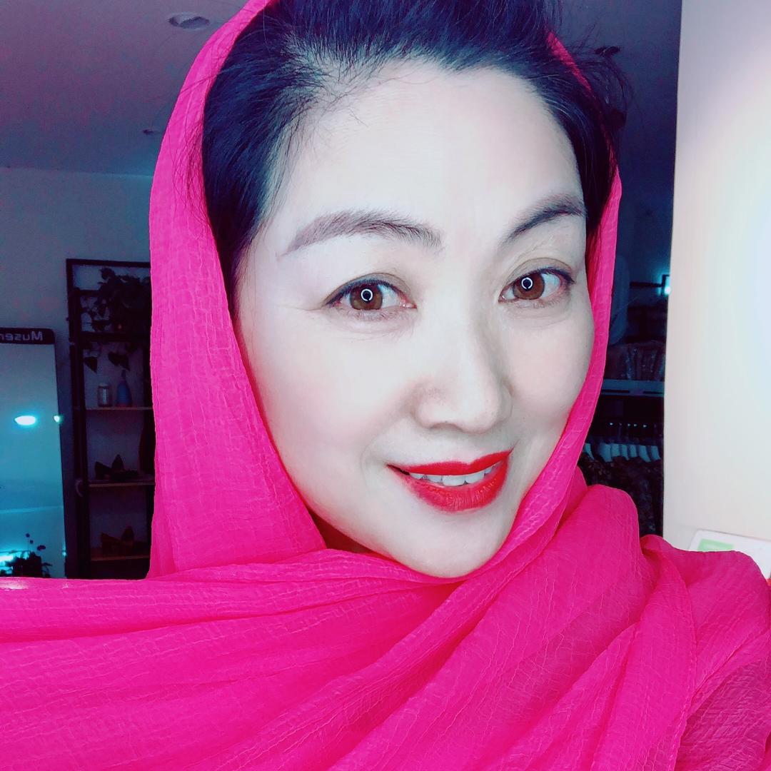 内黄县梅英漂亮吧服装店