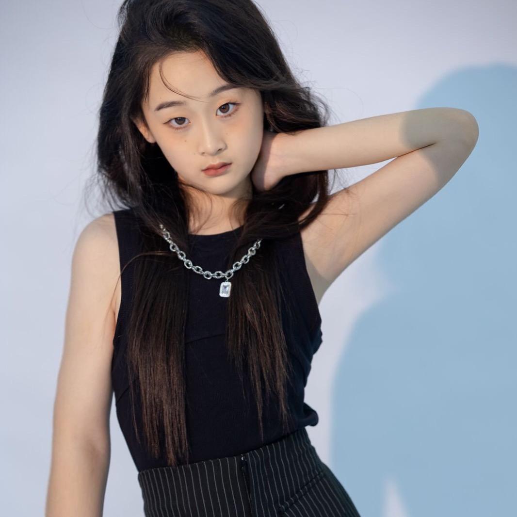 甜甜～贺诗恬