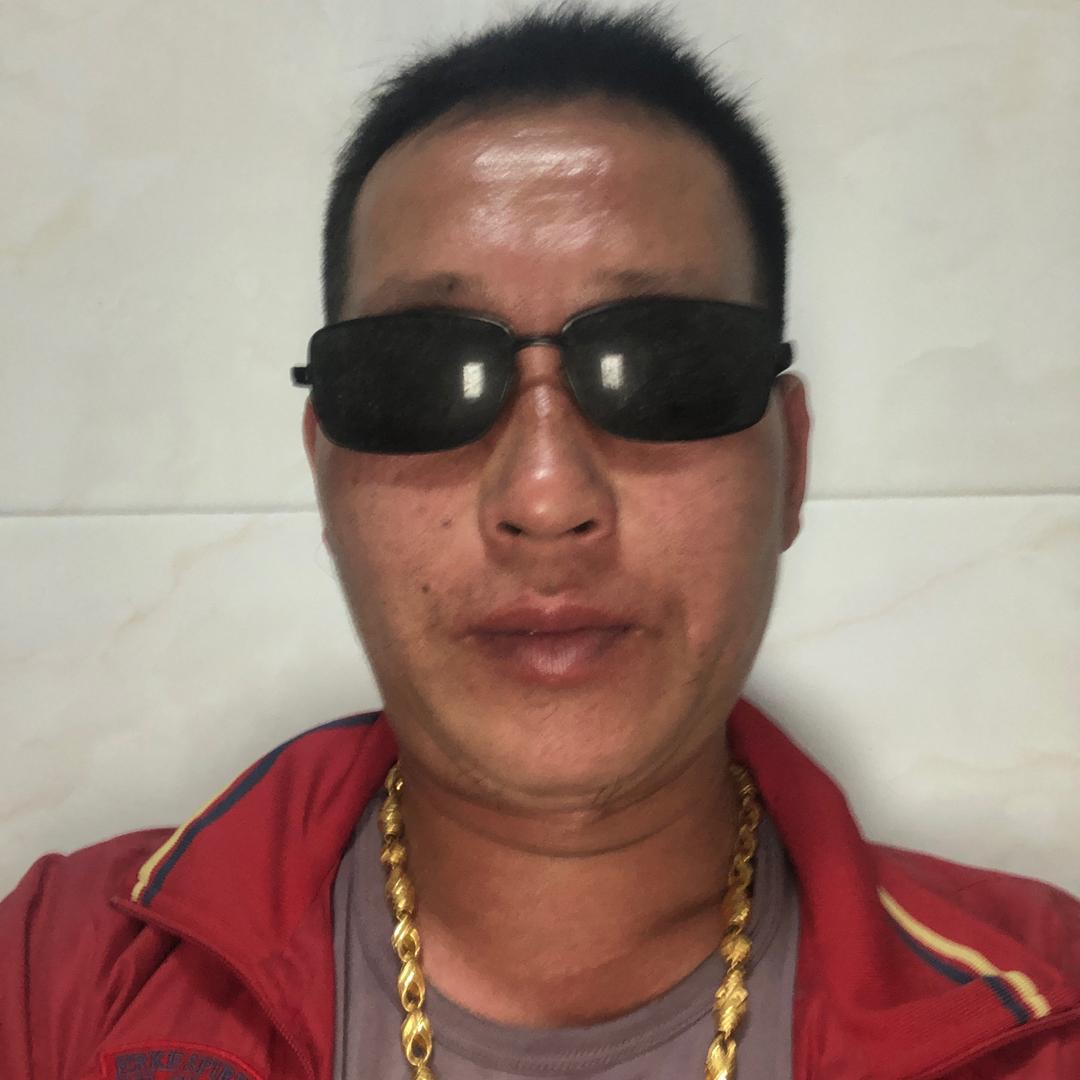 被爱伤过的人。