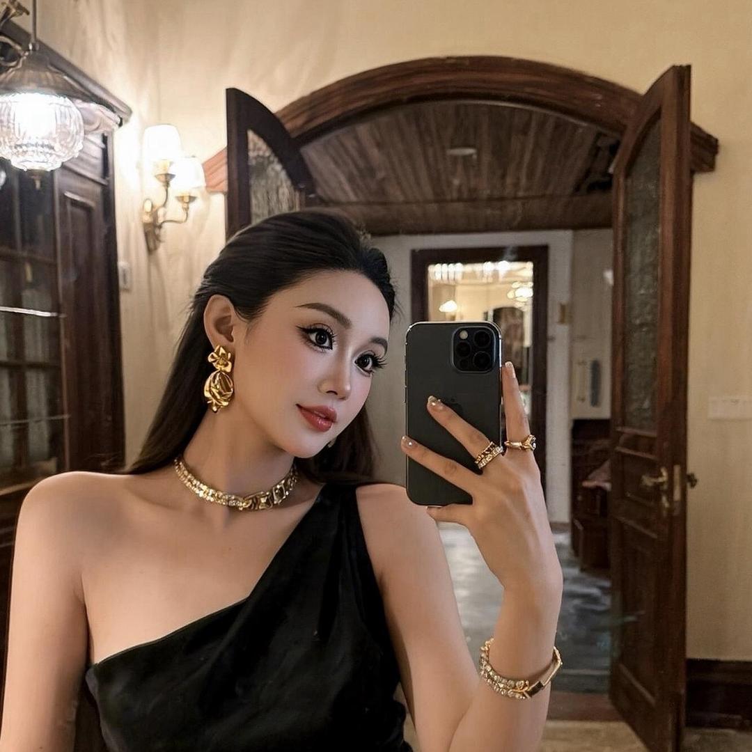 请 叫 我 姐 老 倌👠💎💄