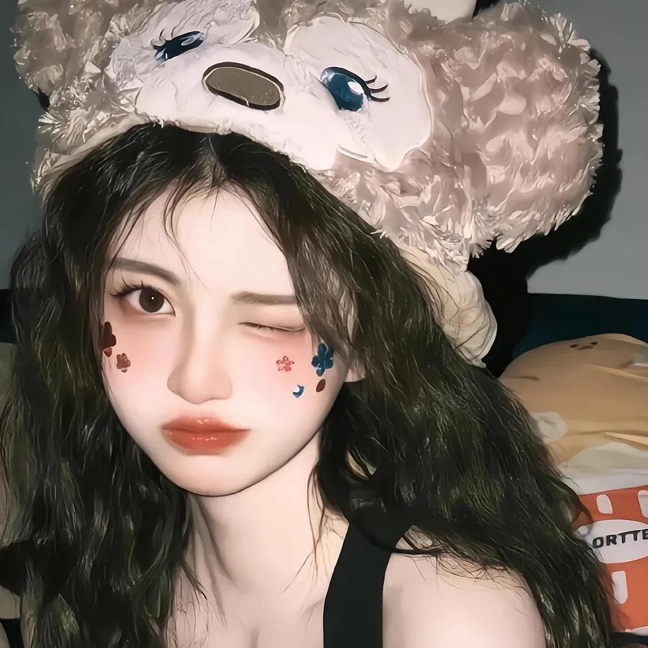 草莓熊🐻