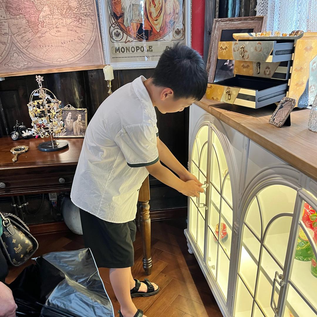 艳姐