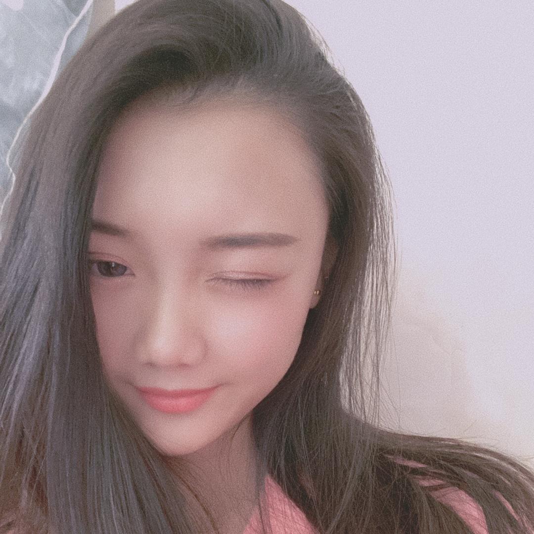 欣欣吖～🎀