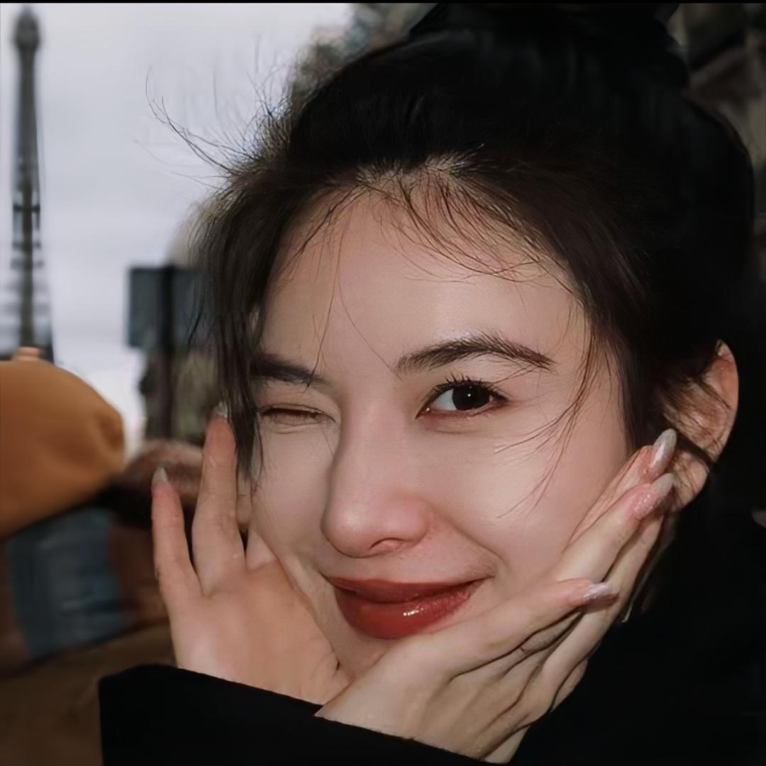 李星儿✨时尚穿搭