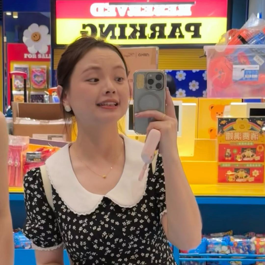 菜菜🌸。