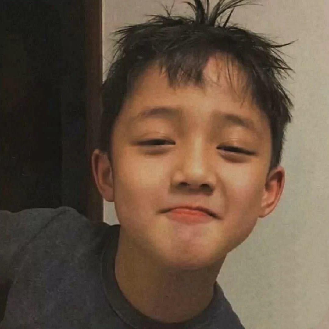 邹玍